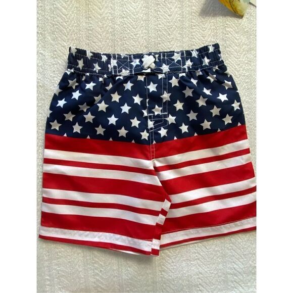 FREESTYLE Revolution 12M Boys' Stars and Stripe RashGuard Top and Shorts Set - Picture 2 of 8